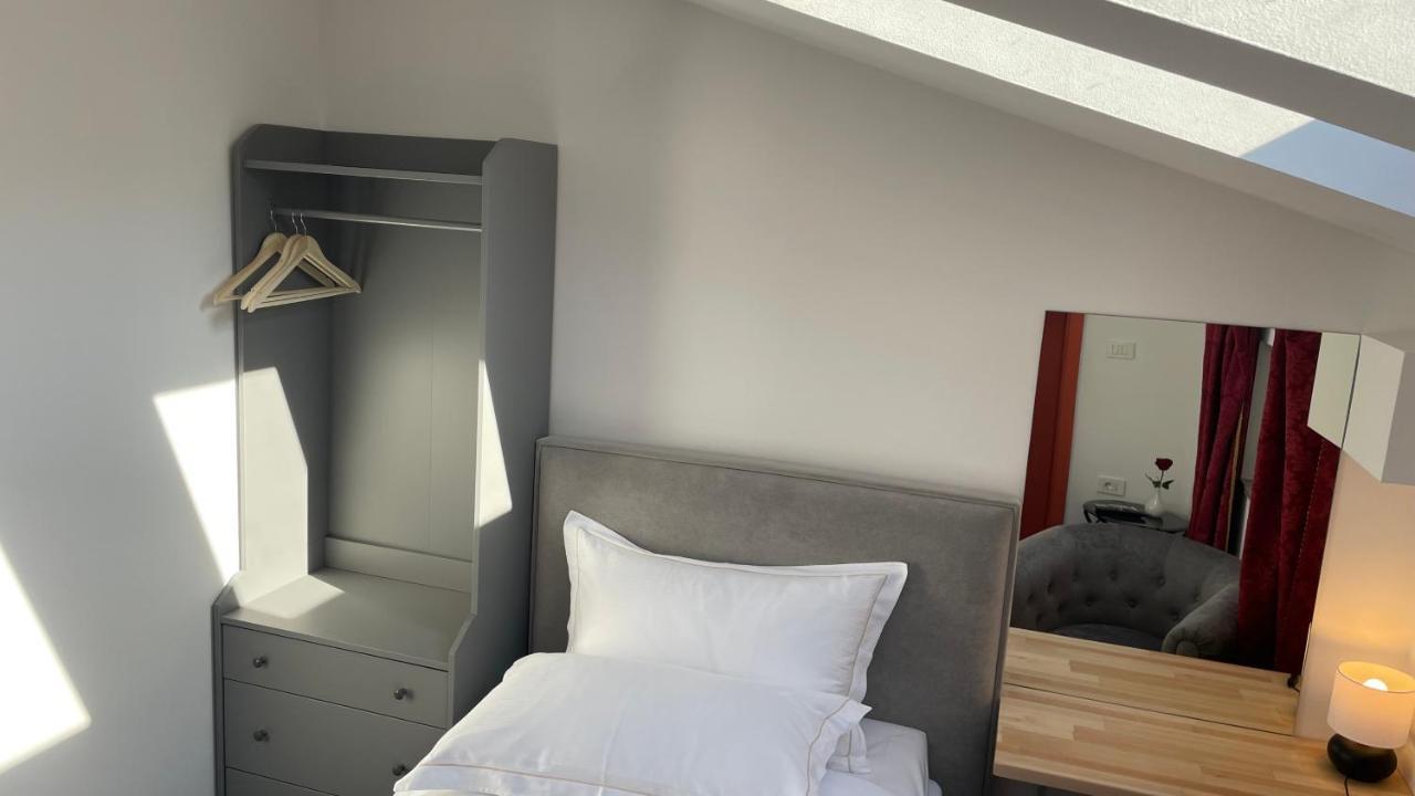 Madonca Rooms & Restaurant Nova Gorica Luaran gambar