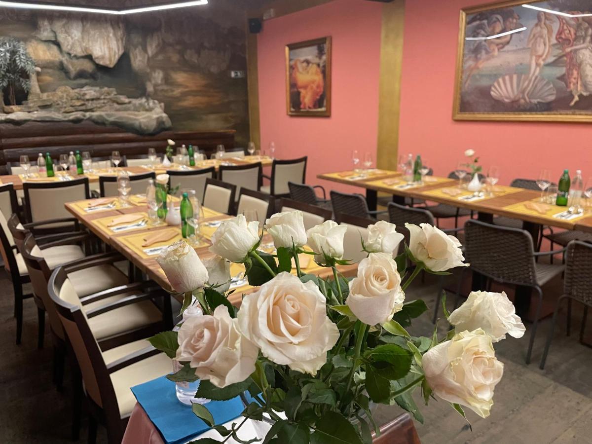 Madonca Rooms & Restaurant Nova Gorica Luaran gambar