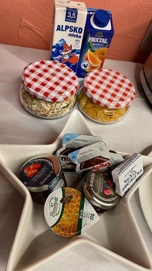 Madonca Rooms & Restaurant Nova Gorica Luaran gambar