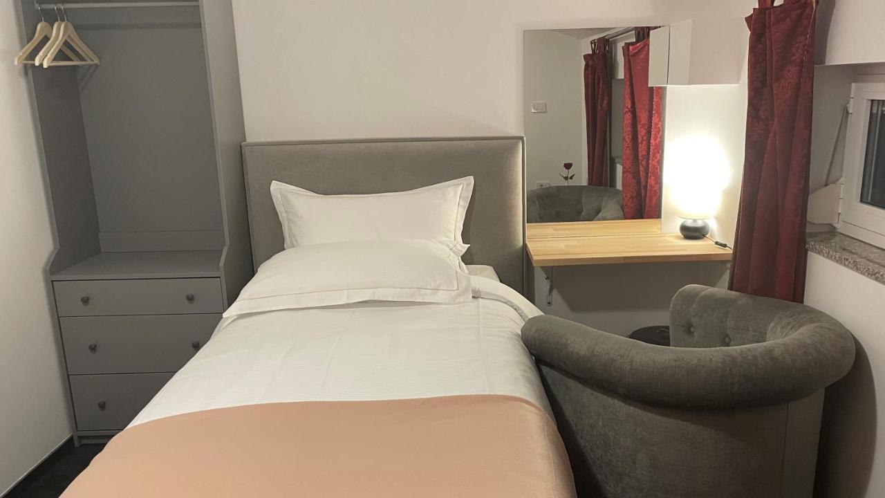 Madonca Rooms & Restaurant Nova Gorica Luaran gambar